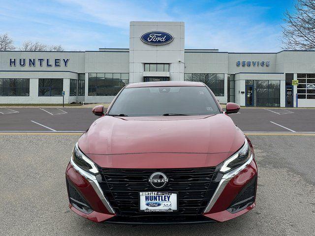 used 2023 Nissan Altima car, priced at $22,333