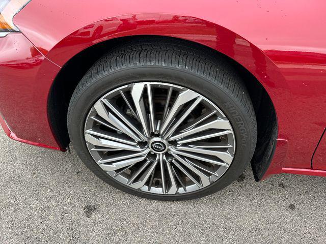 used 2023 Nissan Altima car, priced at $22,333