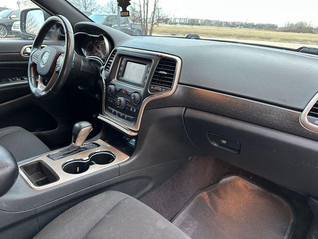 used 2016 Jeep Grand Cherokee car, priced at $14,496