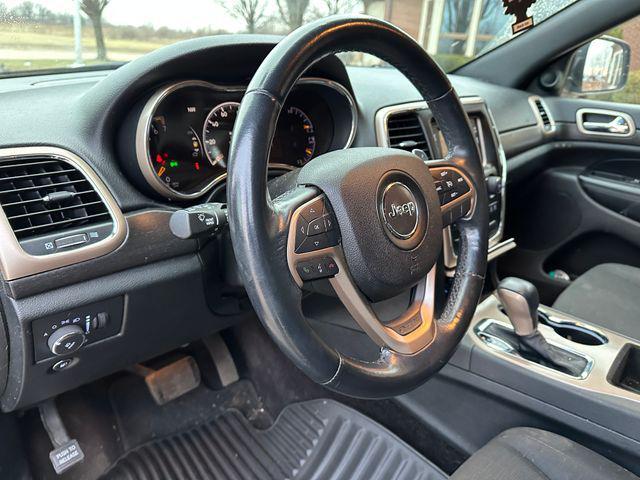 used 2016 Jeep Grand Cherokee car, priced at $14,496