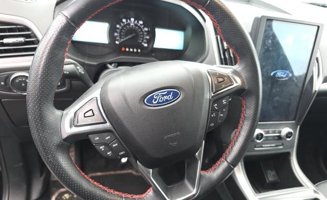 used 2022 Ford Edge car, priced at $25,888