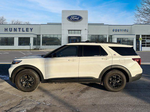 used 2024 Ford Explorer car, priced at $43,888