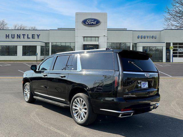 used 2022 Cadillac Escalade ESV car, priced at $67,371