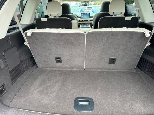 used 2022 Lincoln Aviator car, priced at $52,444