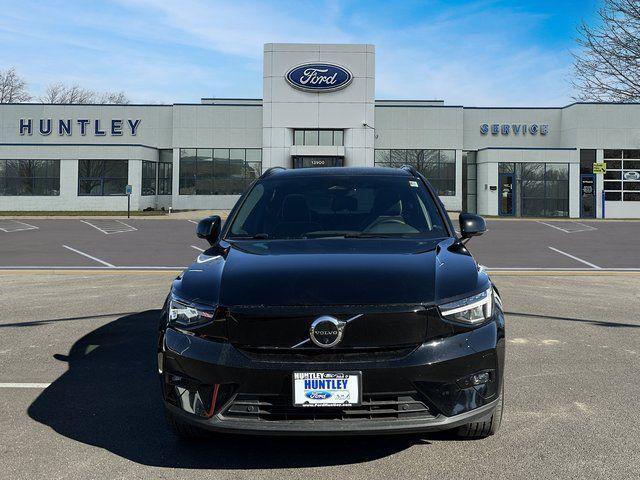 used 2023 Volvo XC40 Recharge Pure Electric car, priced at $28,888