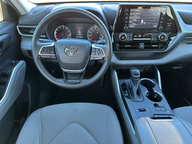 used 2022 Toyota Highlander car, priced at $28,372