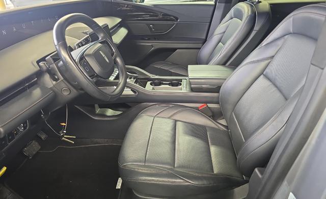 used 2024 Lincoln Nautilus car, priced at $39,888