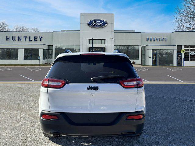 used 2015 Jeep Cherokee car, priced at $13,972