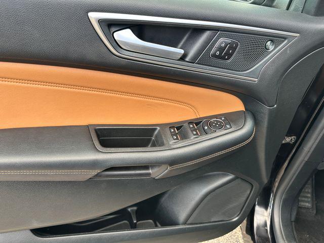 used 2024 Ford Edge car, priced at $28,888