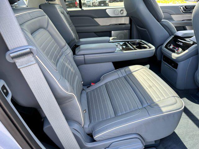 used 2020 Lincoln Navigator car, priced at $50,972