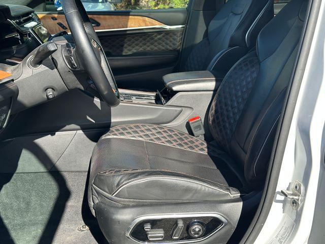 used 2022 Jeep Grand Cherokee car, priced at $38,333