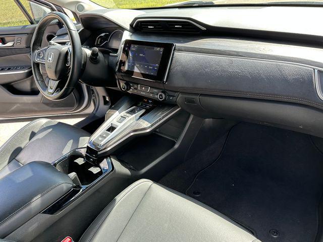 used 2018 Honda Clarity Plug-In Hybrid car, priced at $15,887