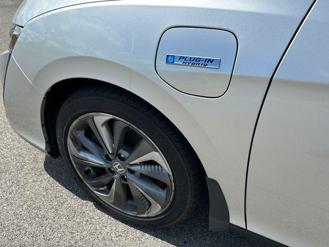 used 2018 Honda Clarity Plug-In Hybrid car, priced at $15,887