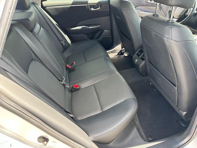 used 2018 Honda Clarity Plug-In Hybrid car, priced at $15,887