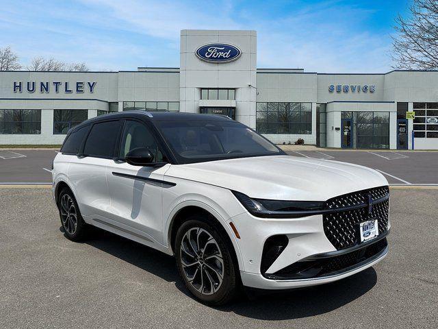 used 2024 Lincoln Nautilus car, priced at $44,888