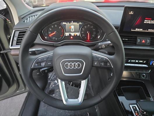 used 2024 Audi Q5 car