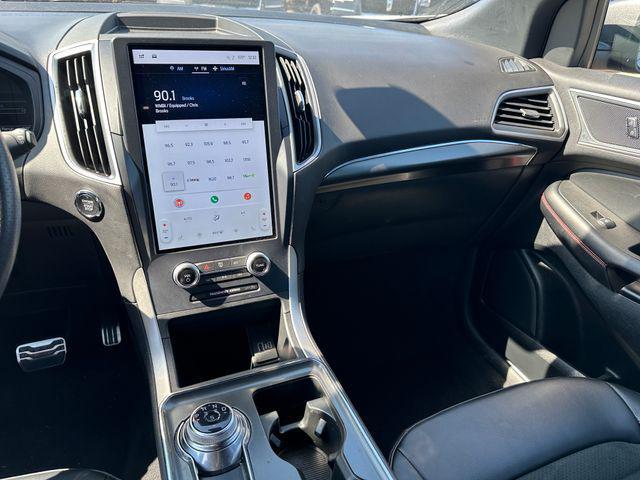 used 2024 Ford Edge car, priced at $25,222