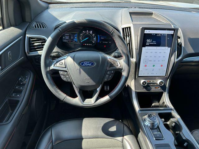 used 2024 Ford Edge car, priced at $25,222