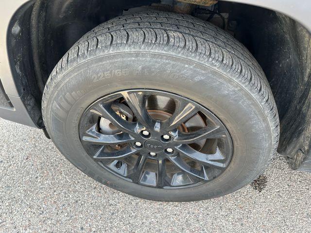 used 2020 Jeep Cherokee car, priced at $14,997