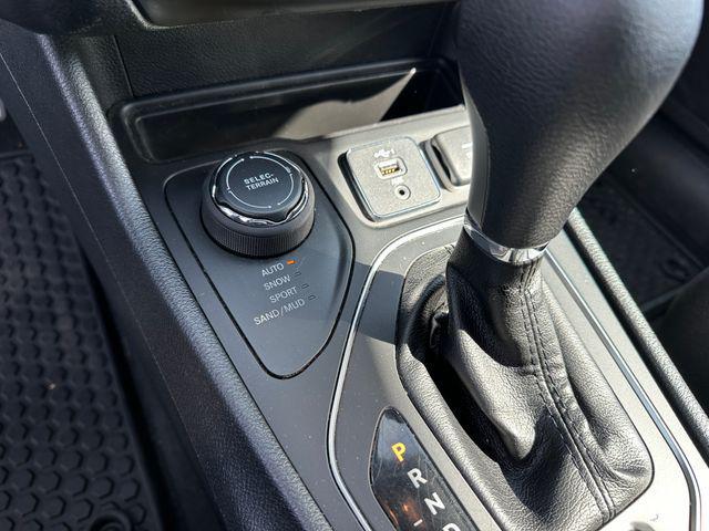 used 2020 Jeep Cherokee car, priced at $14,997
