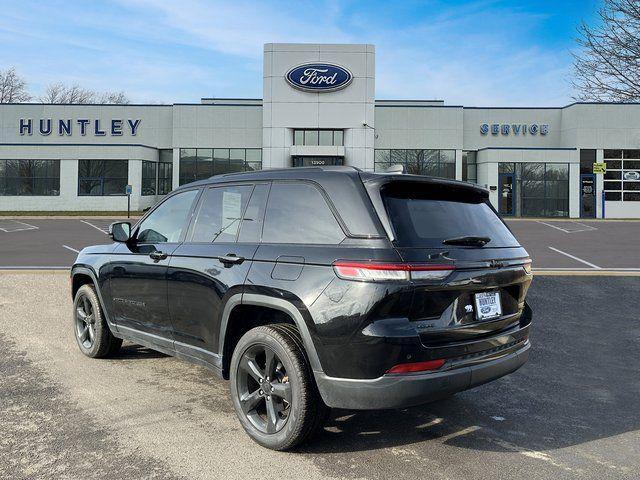 used 2023 Jeep Grand Cherokee car, priced at $34,372