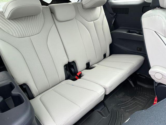 used 2024 Hyundai Palisade car, priced at $44,472
