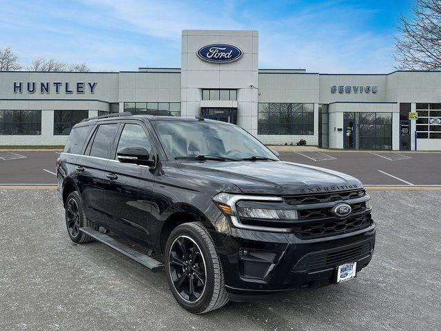 used 2022 Ford Expedition car, priced at $51,372