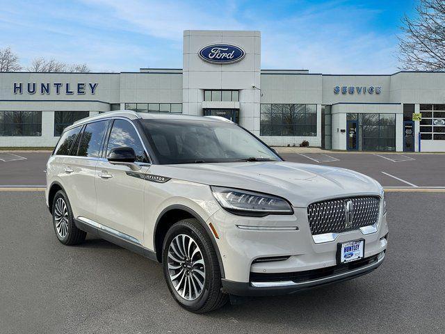 used 2023 Lincoln Aviator car, priced at $44,888