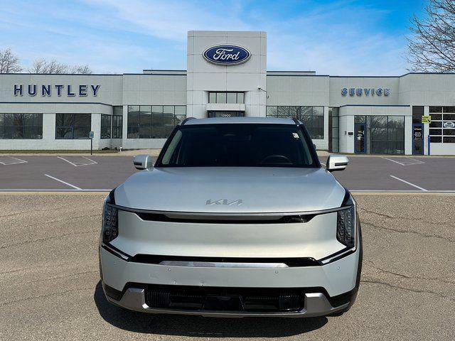 used 2024 Kia EV9 car, priced at $40,997