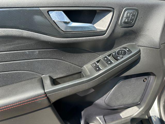 used 2023 Ford Escape car, priced at $22,887