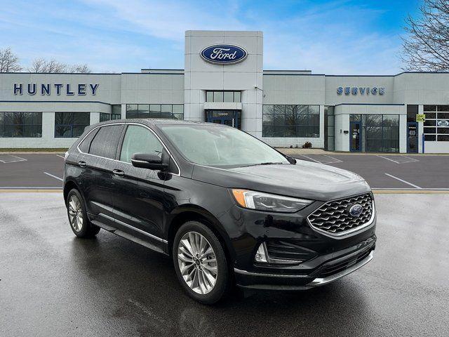 used 2024 Ford Edge car, priced at $31,372