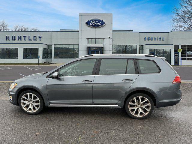 used 2017 Volkswagen Golf Alltrack car, priced at $15,372