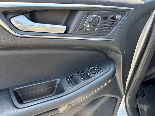 new 2022 Ford Edge car