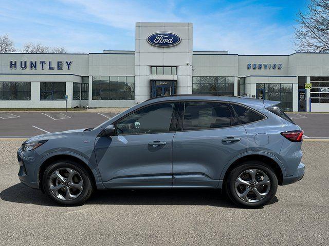 used 2024 Ford Escape car, priced at $24,997