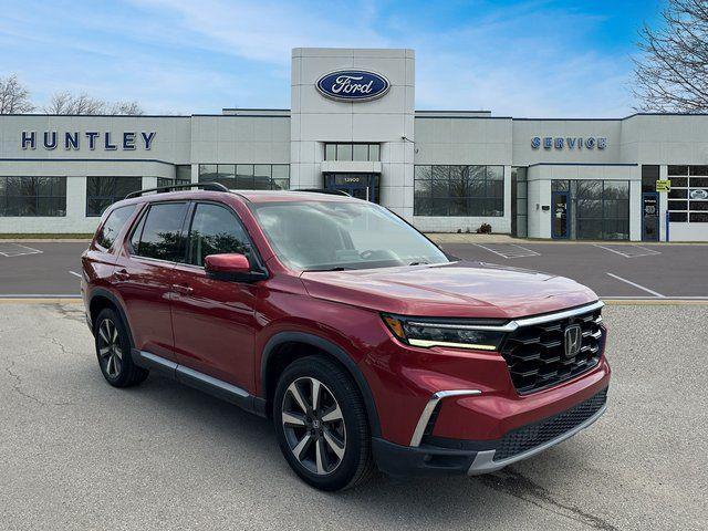 used 2023 Honda Pilot car, priced at $35,997