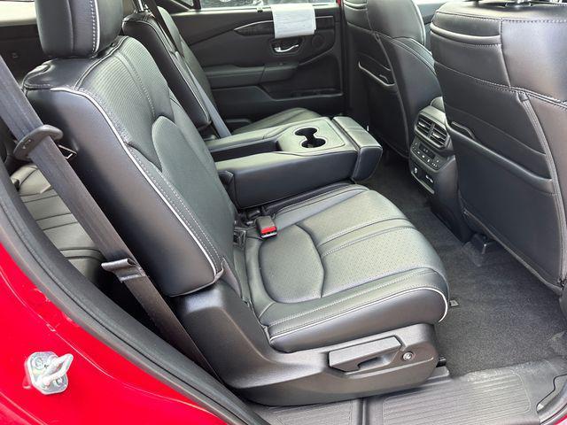 used 2023 Honda Pilot car, priced at $35,997