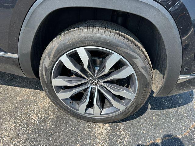 used 2022 Volkswagen Atlas Cross Sport car, priced at $29,888