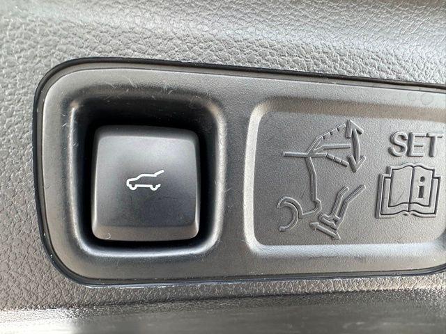 used 2020 Ford Expedition car, priced at $37,272