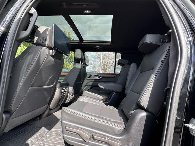 used 2025 GMC Yukon XL car, priced at $83,472