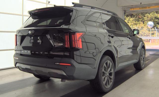 used 2021 Kia Sorento car, priced at $24,894