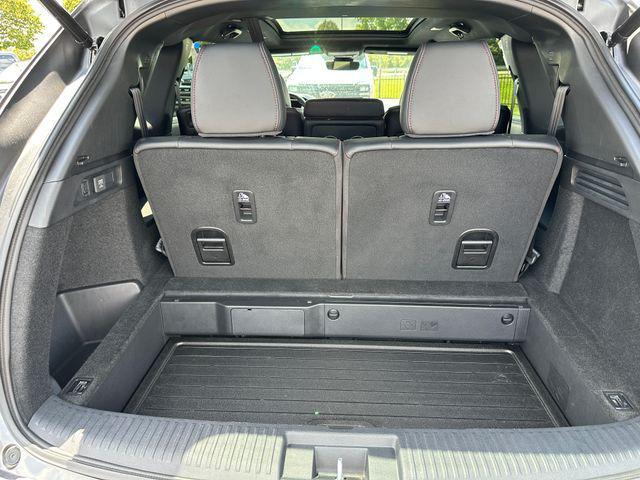 used 2024 Acura MDX car, priced at $47,888