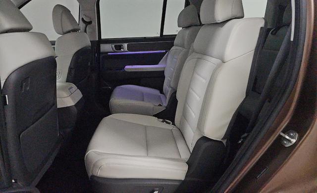 used 2024 Hyundai SANTA FE HEV car, priced at $36,888