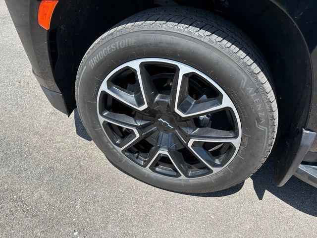 used 2022 Chevrolet Suburban car, priced at $52,888
