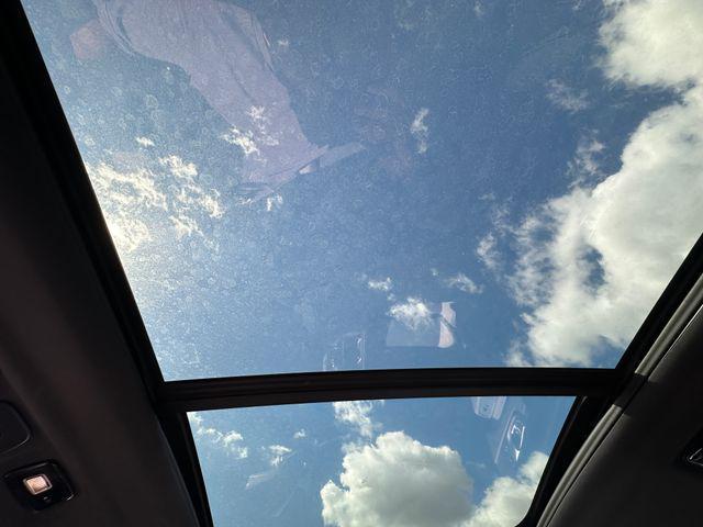 used 2022 Volvo XC60 Recharge Plug-In Hybrid car, priced at $35,777