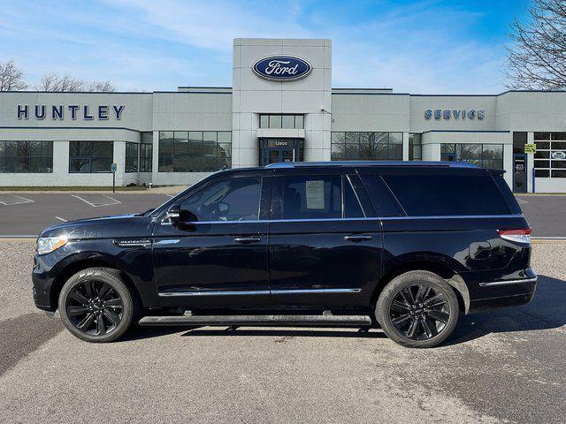 used 2023 Lincoln Navigator car, priced at $63,472