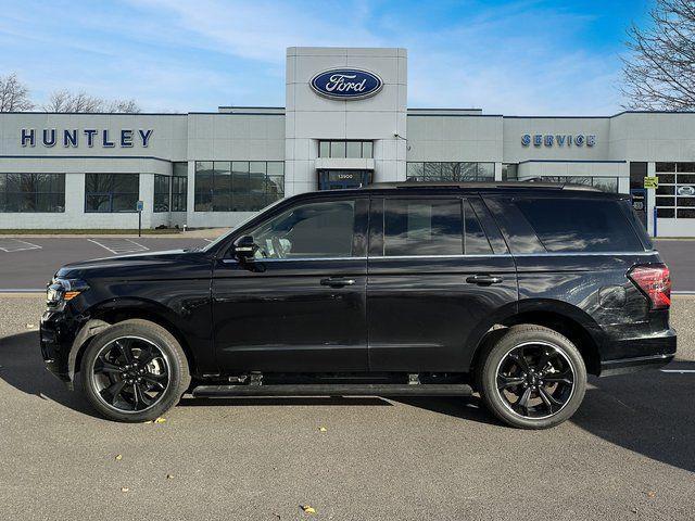 used 2022 Ford Expedition car, priced at $47,777