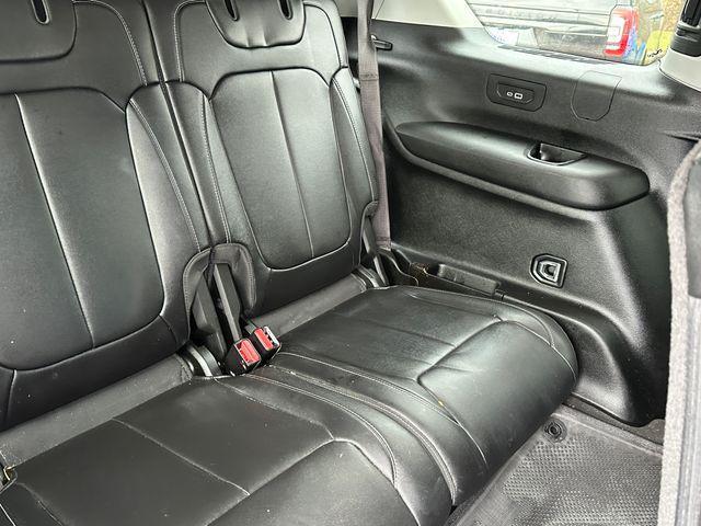 used 2022 Jeep Grand Cherokee L car, priced at $30,372