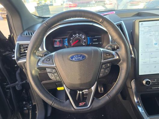 used 2021 Ford Edge car, priced at $27,888