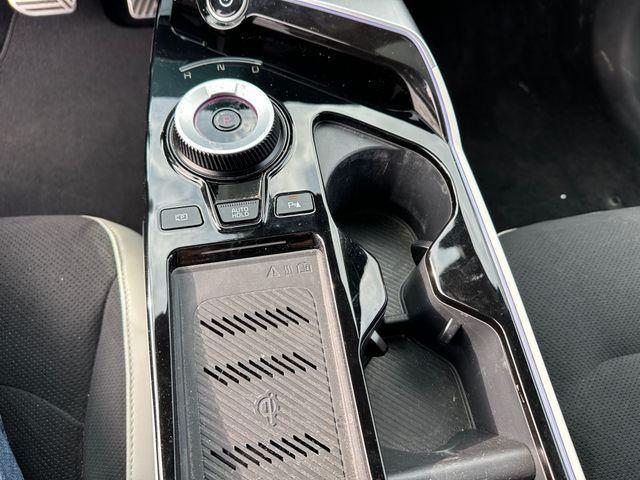 used 2023 Kia EV6 car, priced at $27,222