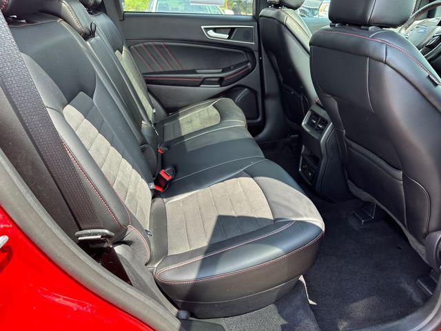 used 2024 Ford Edge car, priced at $32,888